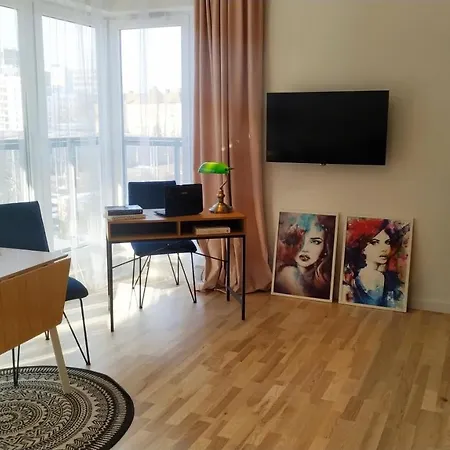De Luxe * Varşova